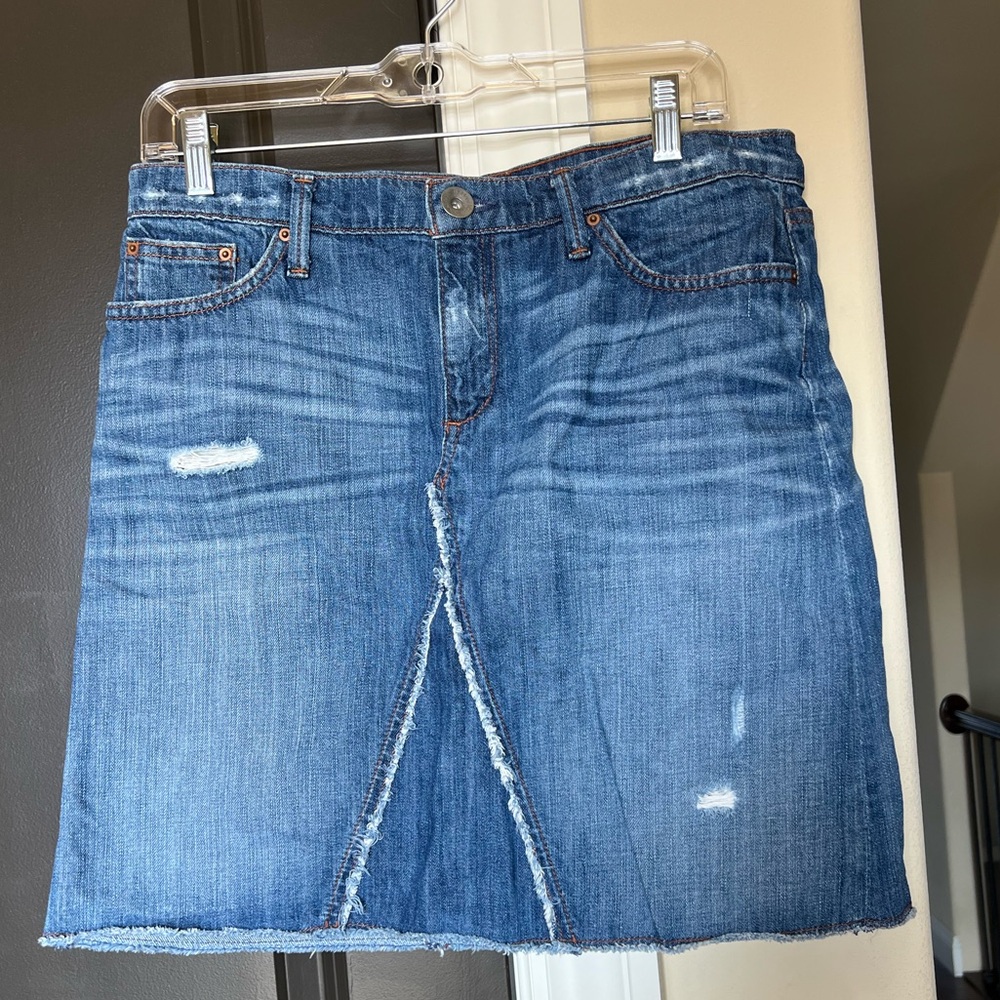 ᗷᗩᑎᗩᑎᗩ ᖇᗴᑭᑌᗷᒪᎥᑕ Denim Jean Skirt
🍌🍌🍌